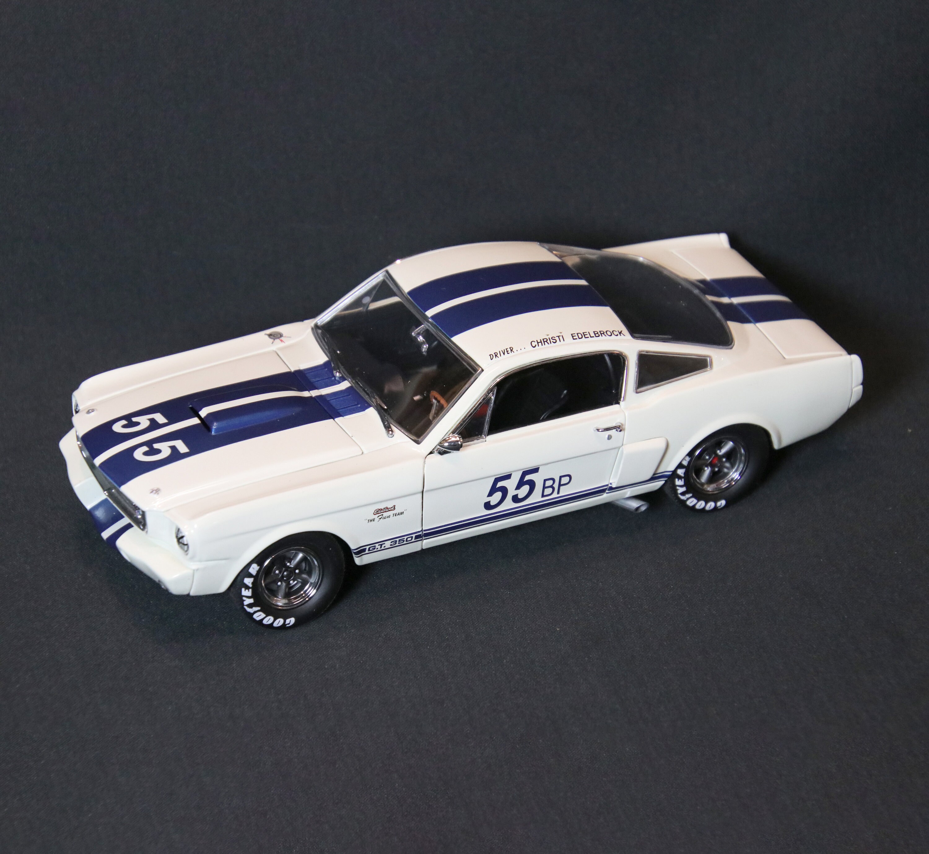 1966 Shelby Mustang GT 350, 1:18 Scale LANE Collectibles