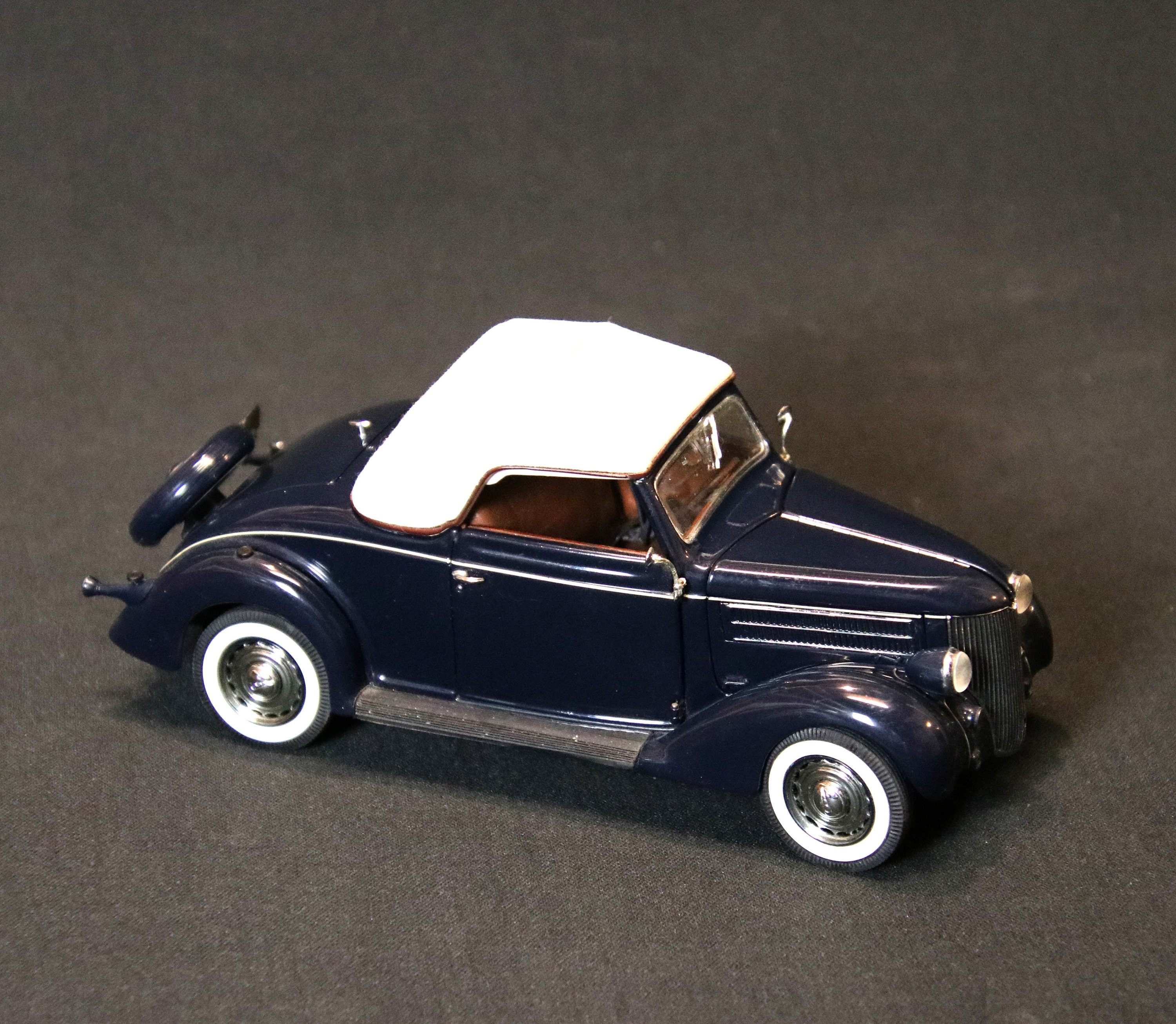 Reba McEntire Danbury Mint スタンド付き リミテッド Reba McEntire Danbury Mint スタンド付き リミテッド