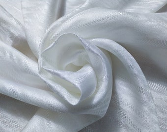 Jacquard, 109 gr/mtl - 100% Silk, Width 140 cm, Dry wash, Price 4 meters: 275.60 Euros (68.90 Euros per meter)