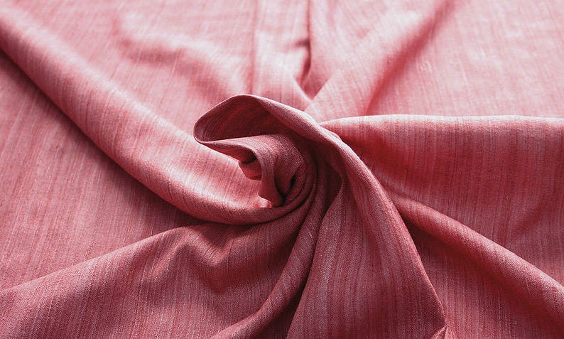 453114-Rustica natural silk 100/% weight 240 gr dry washing width 135140 cm price 0.25 meters: 9.02 Euros