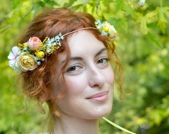 Fille de fleur Couronne florale jaune Elven fille halo Wildflowers couronne couronne Couronne Couronne Fleur Jaune Mariée morceau de cheveux Prêt à expédier la couronne