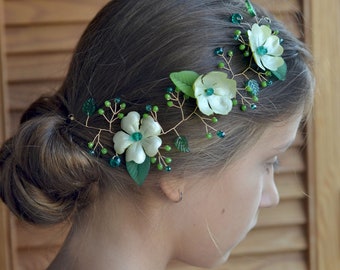 Green hair vine, Emerald crystal hair back, Green flower head piece, Floral vine head wreath, Emerald wedding piece back, Green flower crown