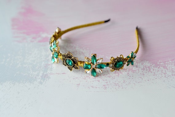 Green accessory comb necklace hair clip hair wrap bridesmaids gift jewelry beaded vine emerald bride bridal headpiece gold flower fairy