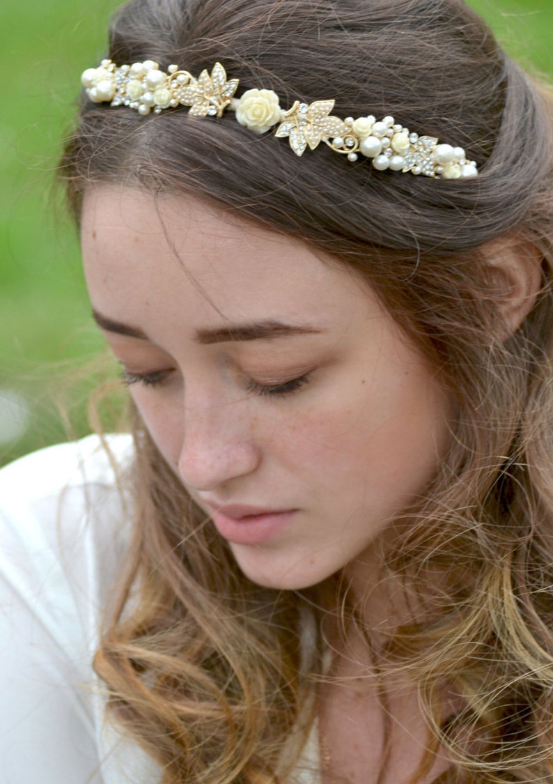 Bridal crown Ivory Pearl Tiara Rhinestones Pearl Wedding Headband Bridal Ivory Hair Accessories Romantic wedding headpiece Cream Pearl crown