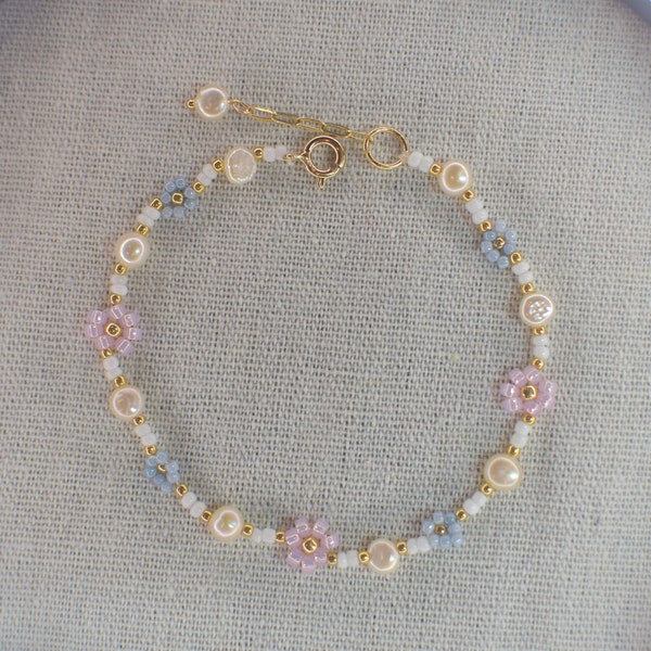 Beaded daisy bracelet anklets, Kids and Adult sizes,Flower girl, baby shower gift, bridesmaid gift, Ankle bracelet,kids jewelry,baptism gift