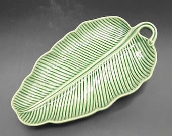 Vintage Green Banana Leaf 10 1/2" Serving Tray or Platter by Bordallo Pinheiro Made in Portugal Ceramic Tableware Dinner Party Decor