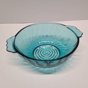 Vintage Ultramarine Petal Swirl Lug Tab Soup Bowl Crafted by Jeannette Glass 1930&#39;s, Ultramarine Petal Swirl 5&quot; Lug Tab Soup Bowl