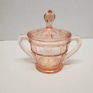Vintage roze Dorische suikerpot met deksel Gemaakt door Jeannette Glass Co. 1930, roze Dorische depressieglassuiker.