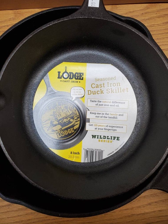 Overview: Lodge Cast Iron 8 Skillet 