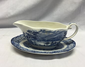 Staffordshire Liberty blue gravy boat w/underplate.