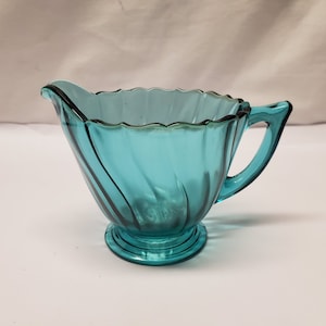 Ultramarine swirl Depression creamer