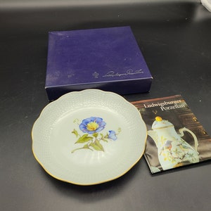 ludwigsburger porzellan plate collectors plate 6 3/4&quot; Blue and yellow flower