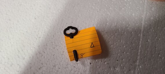 Tools Antique sewing machine key Triangle end Sewing Machines etna.com.pe