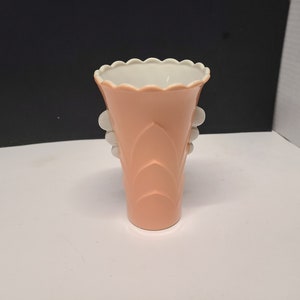 vintage vuur op roze glazen vaas 5 1/4 inch hoog