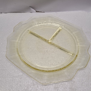 Yellow Princess Depression glass Grill plate