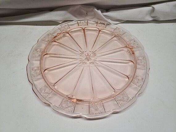 Depression glass cake plate cheap
