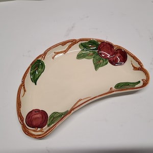 Franciscan made in california apple pattern bone dish 7 3/4 inch