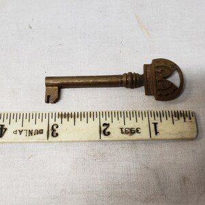 Antique brass Fancy key 3&quot;