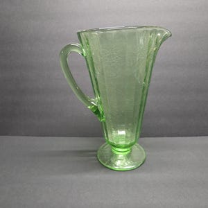 Groene kerstster met bloemen depressie glas 10 1/4&quot; limonadekan