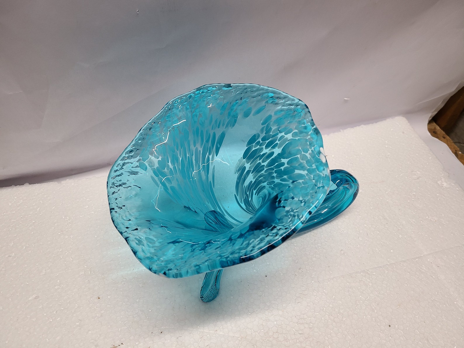 Vintage Art Glass Cornucopia Vase Etsy