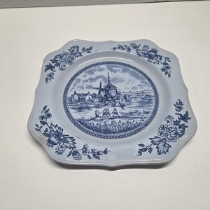 Johnson Brothers Tulip time Blau auf Blau quadratischer Lunchteller 20 cm