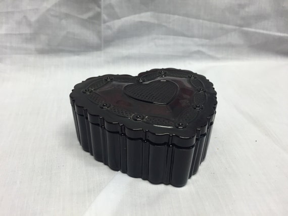 Jewelry Storage Storage & Organization Avon Cape Cod Heart Shaped Ruby ...