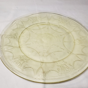Topaz  cameo ballerina  Yellow dinner plate 9 1/4&quot;