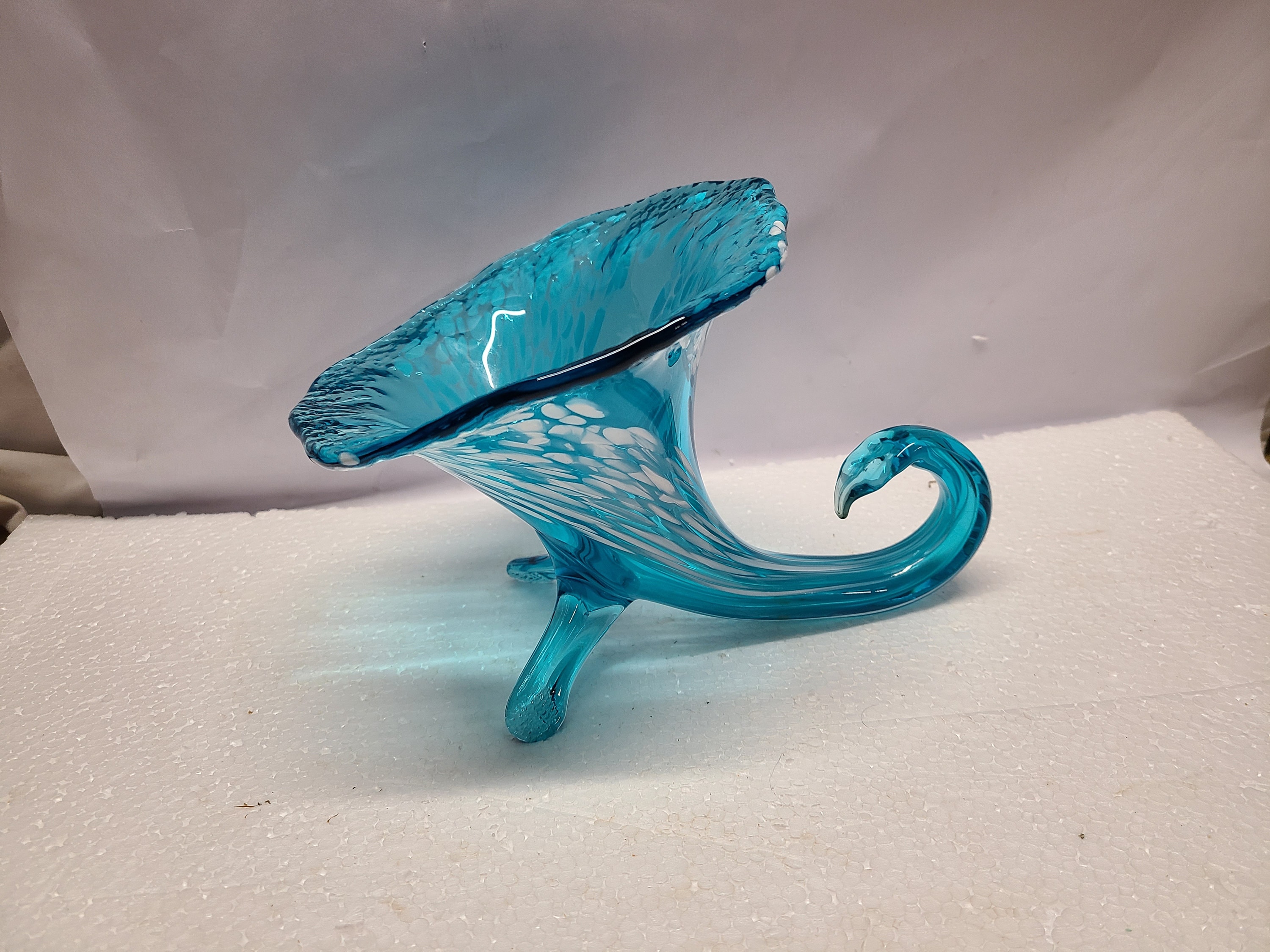 Vintage Art Glass Cornucopia Vase Etsy UK