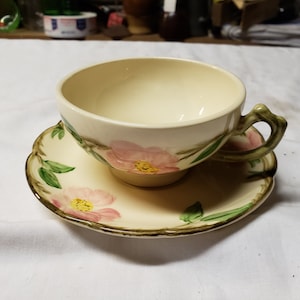Franziskaner Made in California Desert Rose Tee Tasse und Untertasse