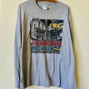 Vintage Ohio State Versus Michigan Y2K Shirt 2006 Buckeyes versus Wolverines Tee 00’s Ohio State Michigan T Shirt