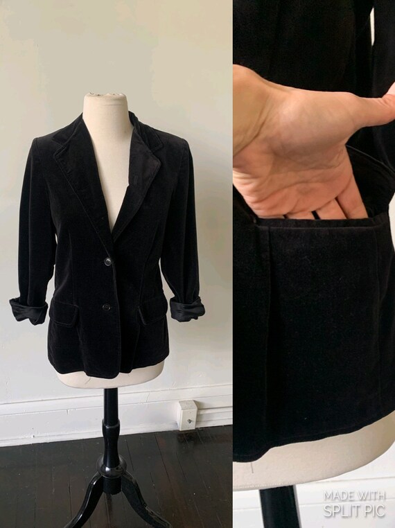Vintage Black Velvet Blazer with Pockets 1970’s Ve