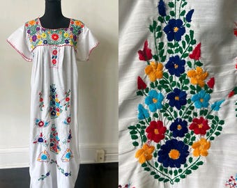 Vintage Oaxacan Hand Embroidered Maxi Dress 1970’s Mexican Floral Embroidered Dress