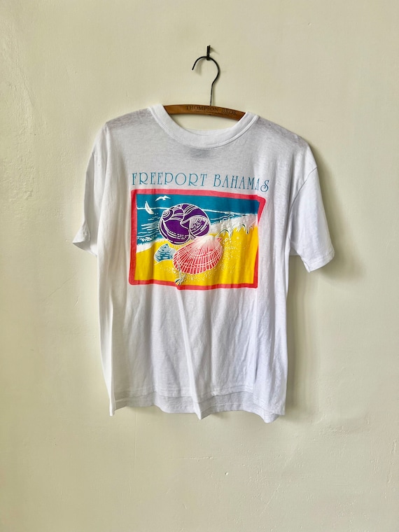 Vintage Seashell Graphic Bahamas Tourist Tee 1990’