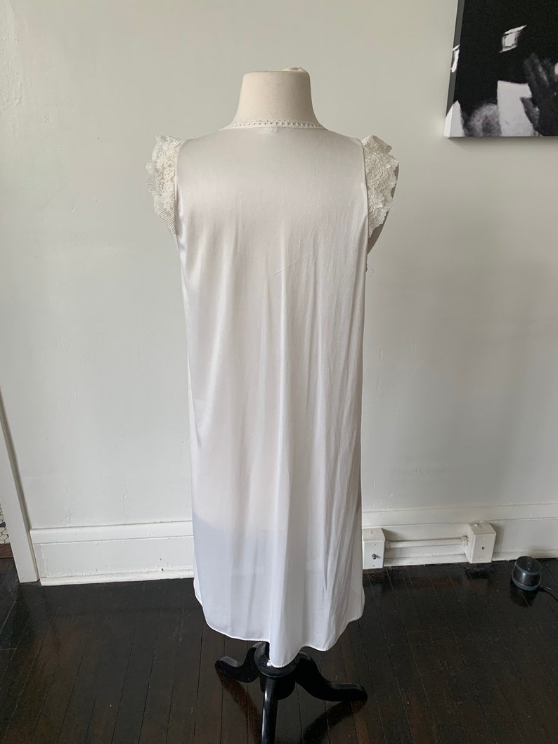 Vintage Lace White Teddy 1960/'s Mid Century Mod Ruffle and Lace Nightgown 60/'s Peignoir Gown