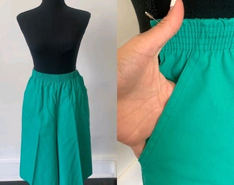 Vintage High Rise Gaucho Pants 1980’s Emerald Green High Waisted Wide Leg Pants 80’s Wide Leg Green Pants