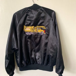 Vintage Vac-Con Trucker Commercial Truck Satin Bomber Jacket 1980&#39;s 80&#39;s Black Satin Bomber Jacket