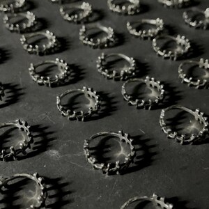 Stitches Ring imagen 5