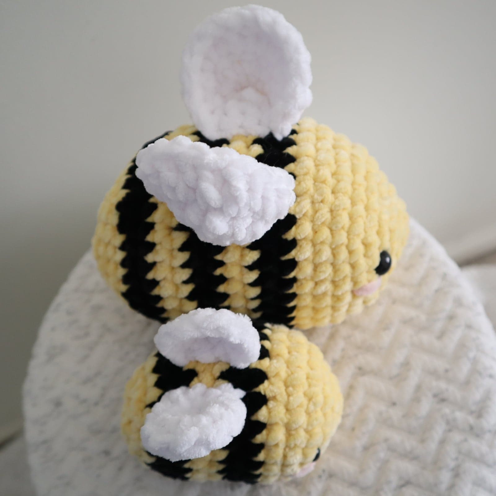 Chonky Bee Crochet Plush – Hey Meeko