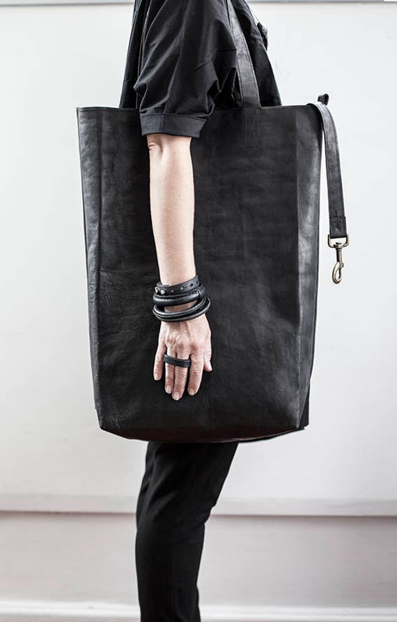 oversized black tote