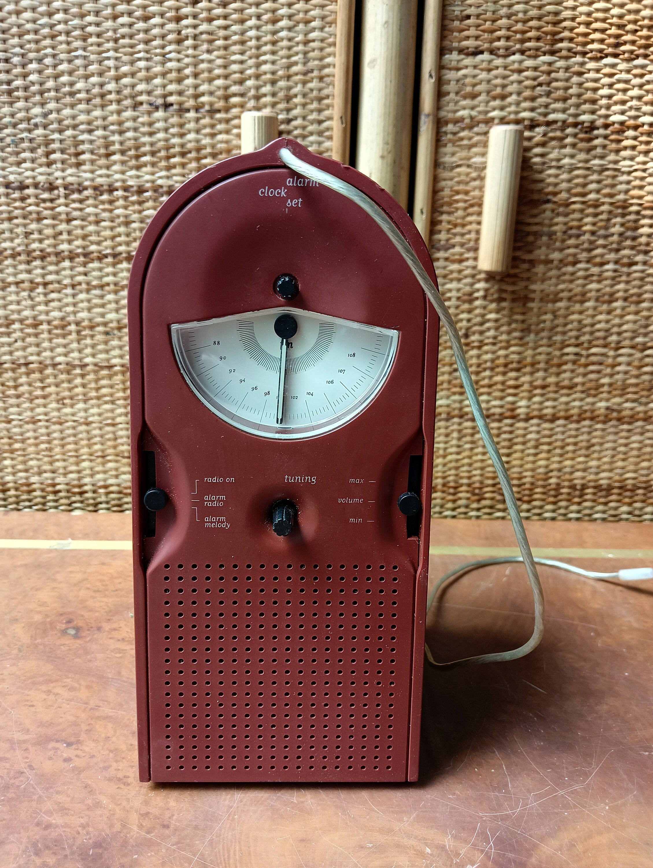 アレッシィ フィリップ・スタルク クロックラジオ クークー