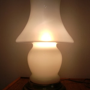 Murano mushroom lamp 38 cm white opalescent glass 1 light made in Italy 1980s