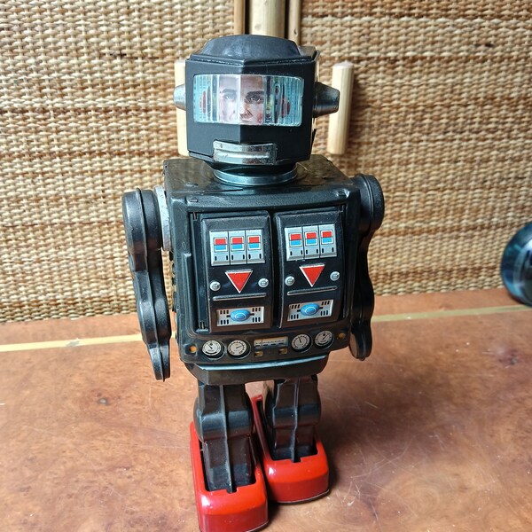 Horikawa Robot Super Robot Astronaut TIN TOY Functional Rotate Made in Japan 1970s