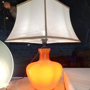 Vistosi Murano Tischlampe orange Opalglas 2 Glühbirnen made in Italy 1970er Jahre
