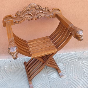Savonarola chair inlaid lions in solid wood Made in Italy 1950s