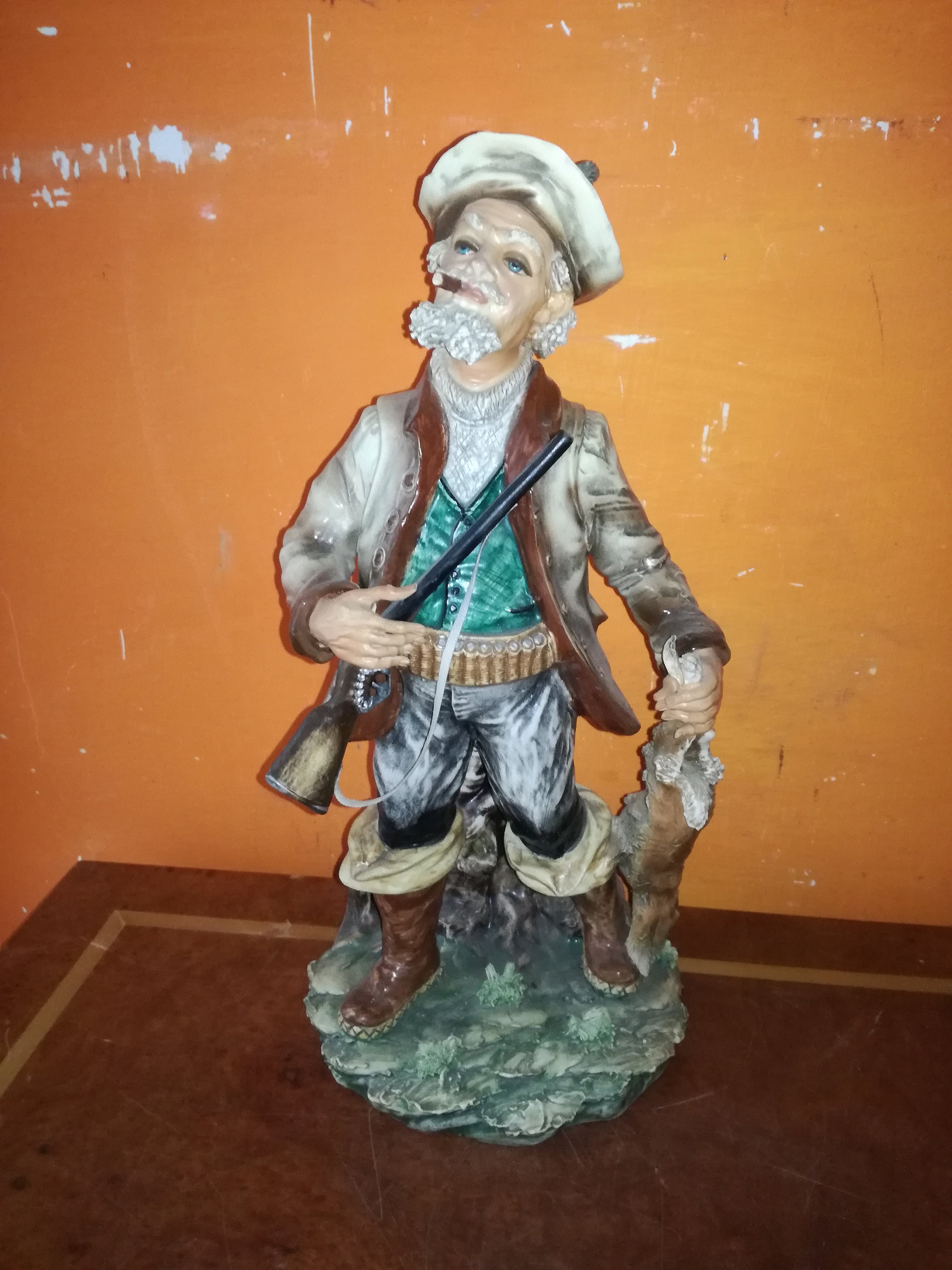 Capodimonte Hunter - Etsy