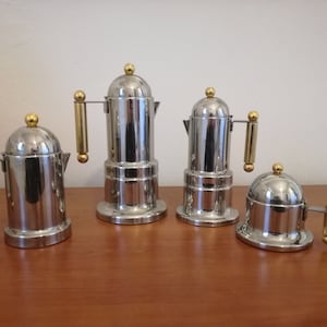 Espresso coffee maker Vev Kontessa pair plus milk jug and sugar bowl stainless steel gold decorations Made in Italy 1980s