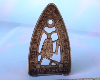 Antique TRIVET - " I WANT U" Comfort Iron,  Strause Gas Iron Co.  Phila. Pa.  U.S.A.  Early 1900's Cast Iron - #8, Very Unusual Collectible!