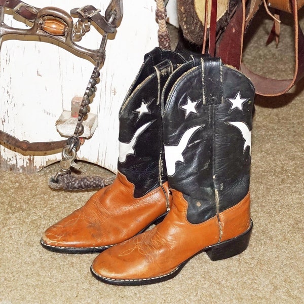 Vintage CHILD’S COWBOY BOOTS – 1950’s Western Apparel - Every Child’s Dream: Brown Leather - Fancy Cutout Steer Head and Star Design
