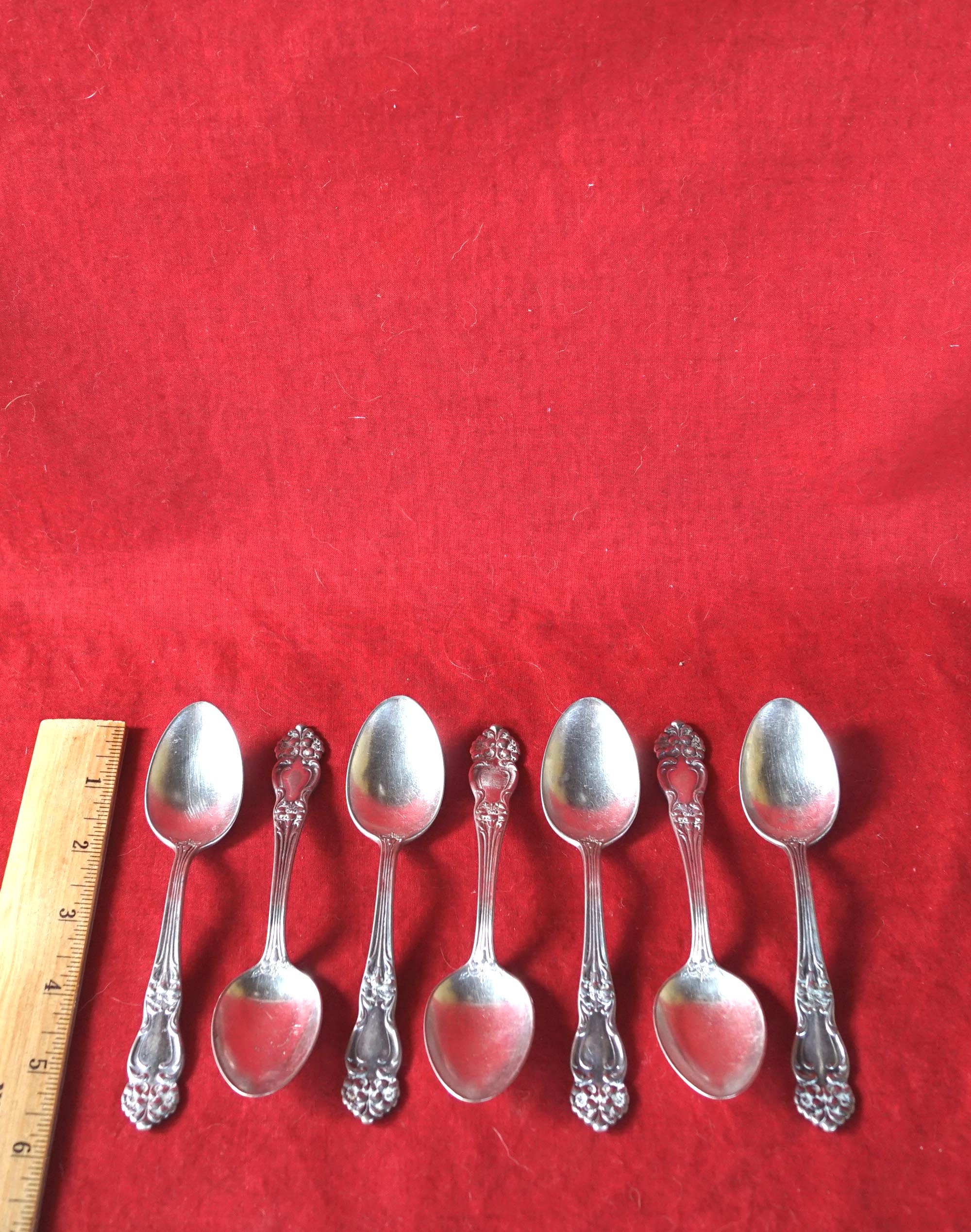 REED & BARTON ANTIQUE Flatware - Silver Plated Set of 7 Spoons