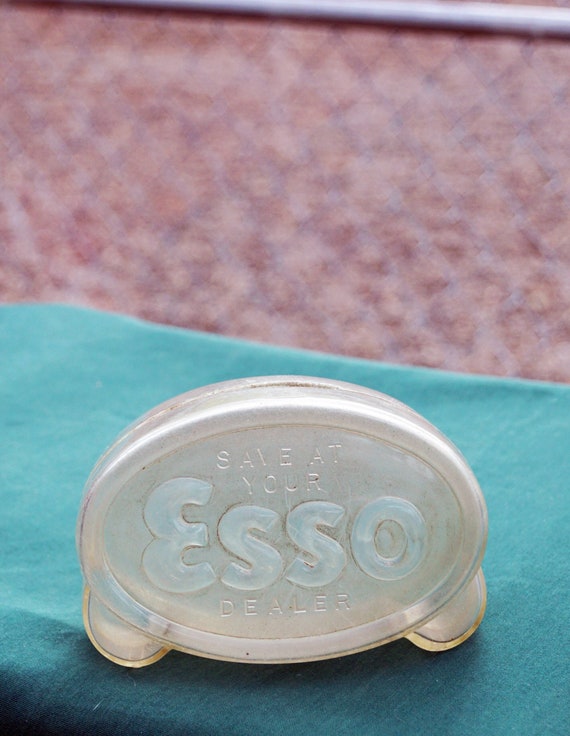 Vintage ESSO PLASTIC BANK – “save at Your Esso Dealer” Mid 1900's